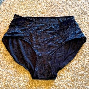 Ruby Ribbon Allure black panty